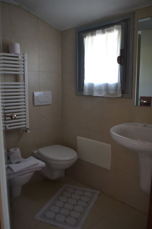 Imagen de la habitación del Hotel Aurora, Colico. Foto 11