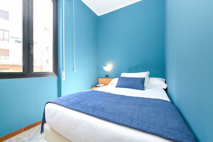 Imagen de la habitación del Hotel Aurora, Desenzano del Garda. Foto 3