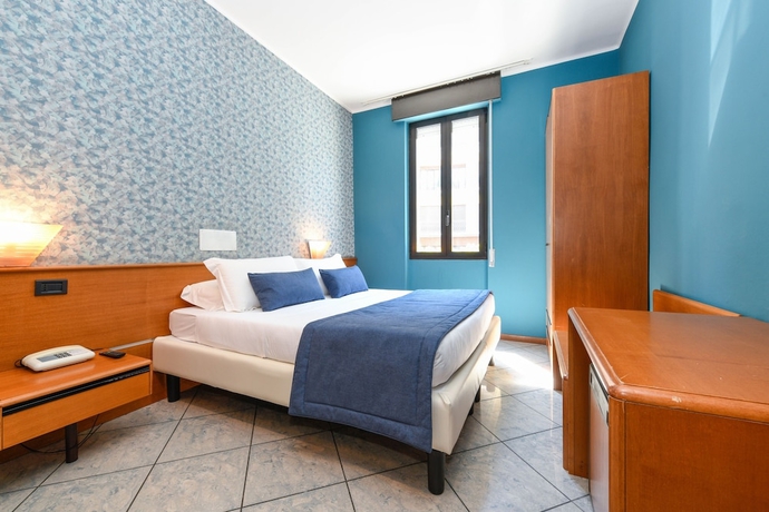 Imagen de la habitación del Hotel Aurora, Desenzano del Garda. Foto 5