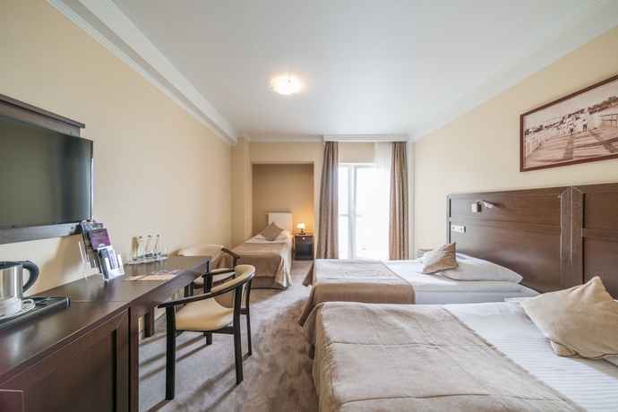 Imagen de la habitación del Hotel Aurora Family and Spa. Foto 9