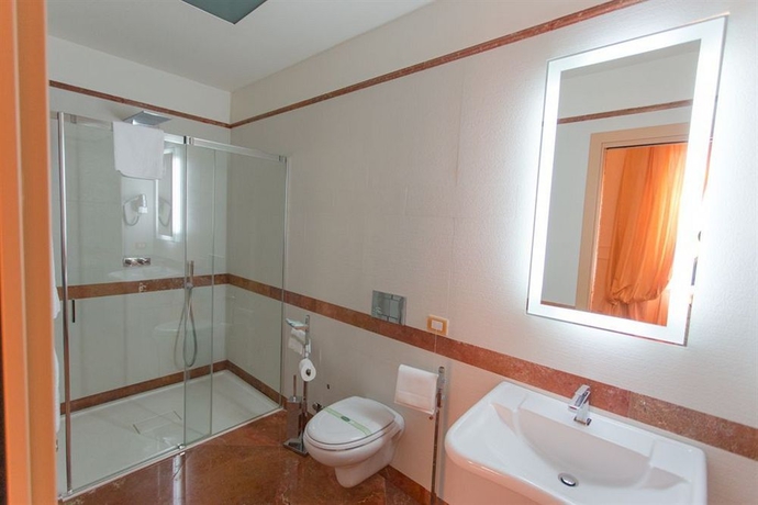 Imagen de la habitación del Hotel Aurora, Florencia. Foto 10