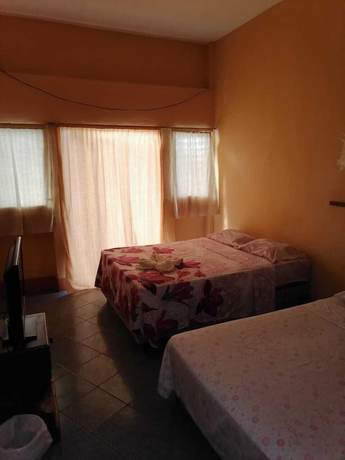 Imagen de la habitación del Hotel Aurora, Flores. Foto 8