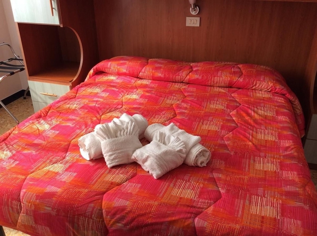 Imagen de la habitación del Hotel Aurora, Loano. Foto 5