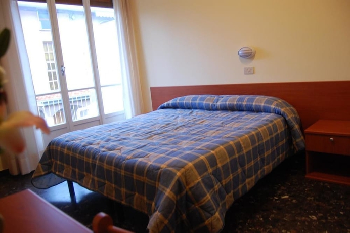 Imagen de la habitación del Hotel Aurora, Loano. Foto 8