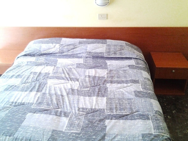 Imagen de la habitación del Hotel Aurora, Loano. Foto 11