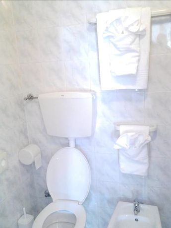 Imagen de la habitación del Hotel Aurora, Loano. Foto 15