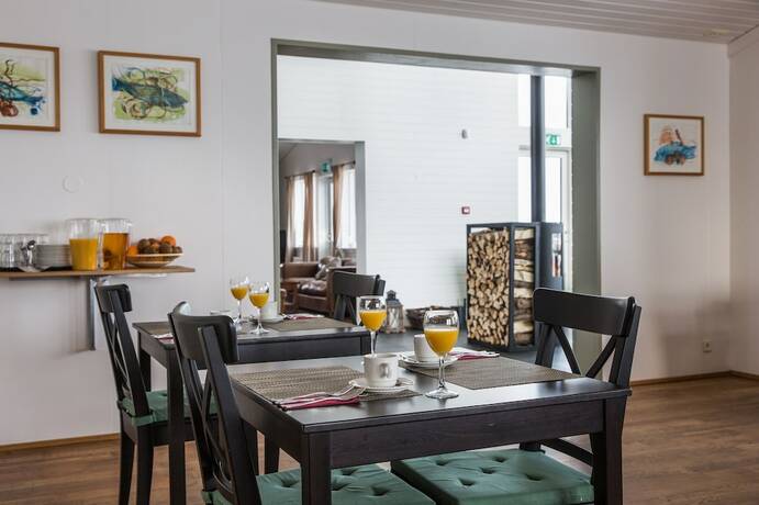 Imagen del bar/restaurante del Hotel Aurora Lodge. Foto 20