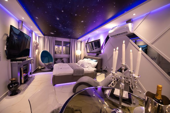 Imagen de la habitación del Hotel Aurora Lux Spa. Foto 8