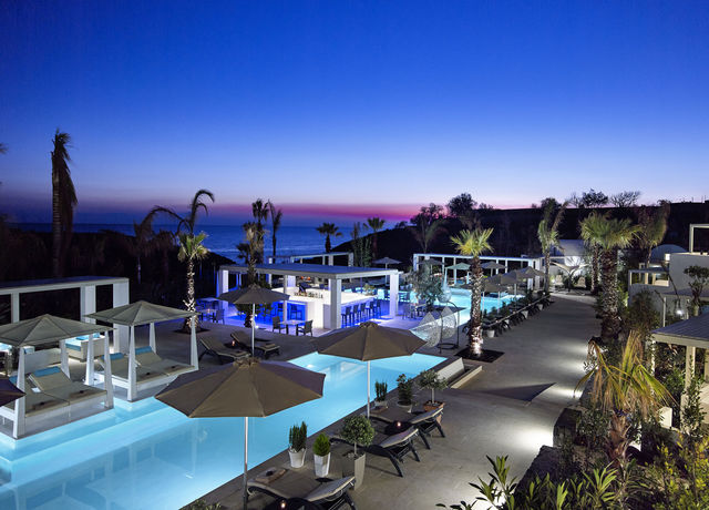 Imagen de los exteriores del Hotel Aurora Luxury Suites. Foto 13