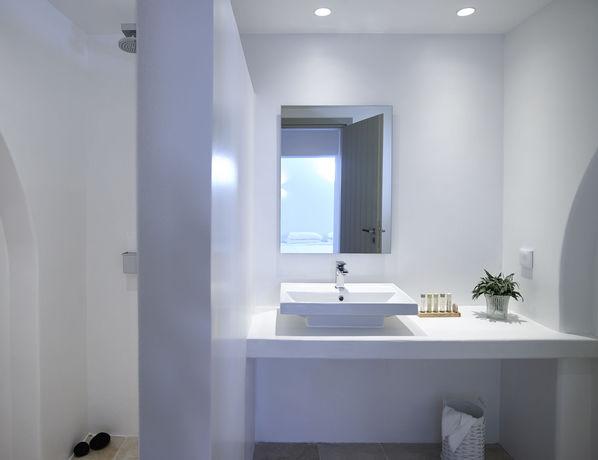 Imagen de la habitación del Hotel Aurora Luxury Suites. Foto 5