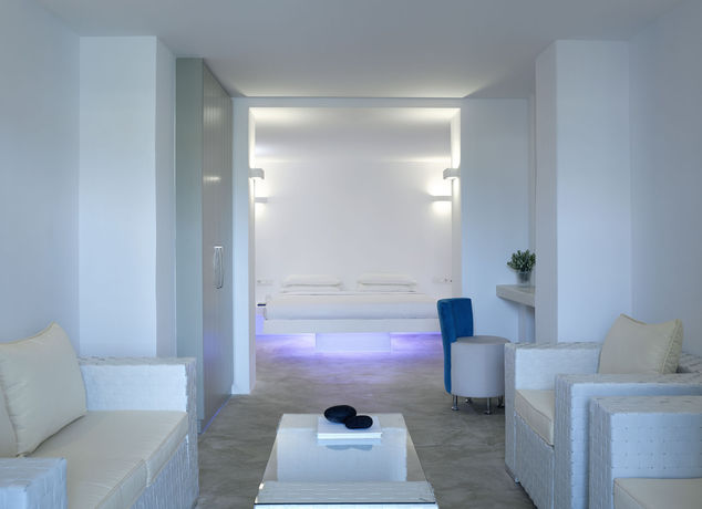 Imagen de la habitación del Hotel Aurora Luxury Suites. Foto 8