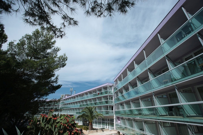 Imagen de los exteriores del Hotel Aurora, Mali Lošinj. Foto 8
