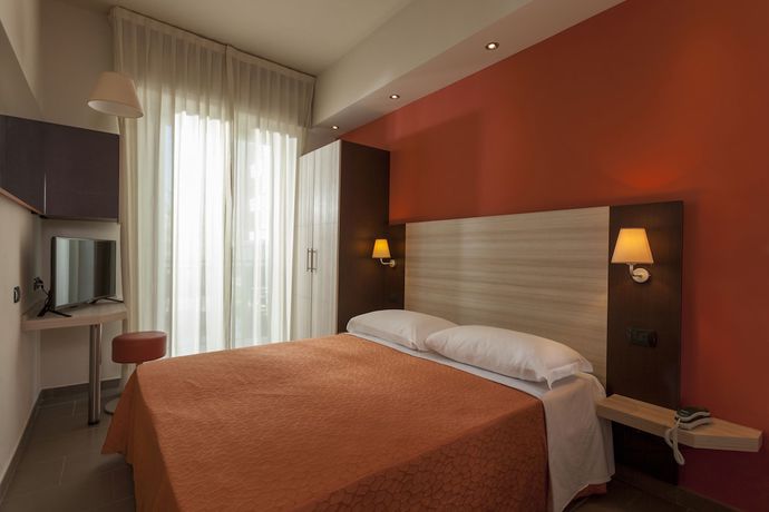 Imagen de la habitación del Hotel Aurora Mare, Rimini. Foto 16