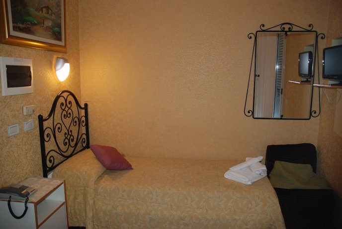 Imagen de la habitación del Hotel Aurora, Misano Adriatico. Foto 8