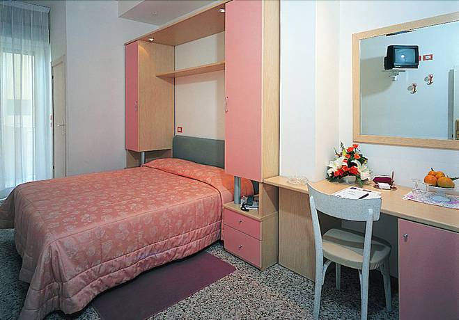 Imagen de la habitación del Hotel Aurora, Misano Adriatico. Foto 11