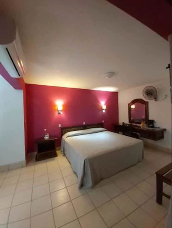 Imagen de la habitación del Hotel Aurora, Oaxaca de Ju&aacute;rez. Foto 3