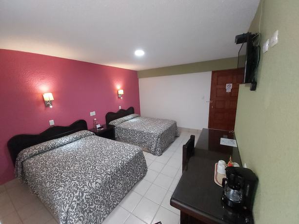 Imagen de la habitación del Hotel Aurora, Oaxaca de Ju&aacute;rez. Foto 8