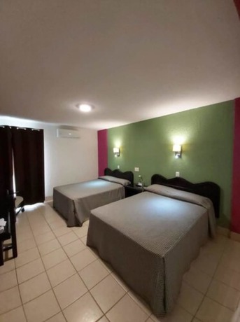Imagen de la habitación del Hotel Aurora, Oaxaca de Ju&aacute;rez. Foto 19