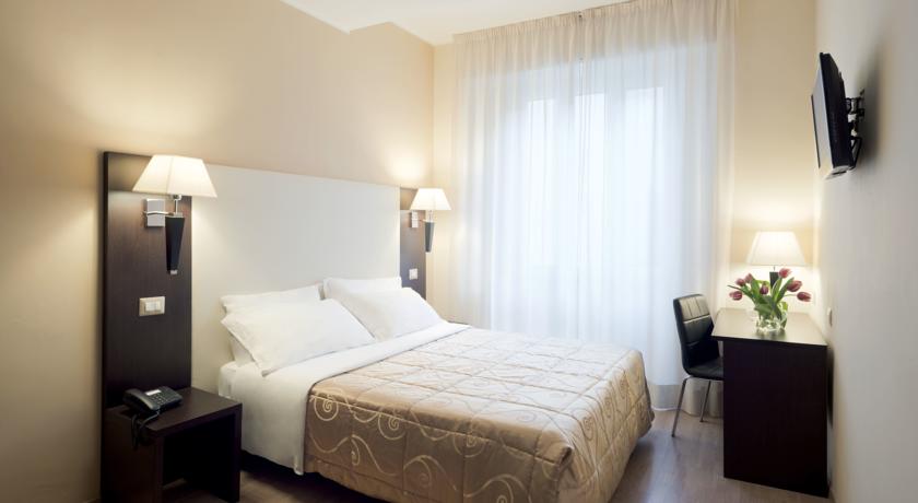 Imagen general del Hotel Aurora, PAVIA. Foto 4