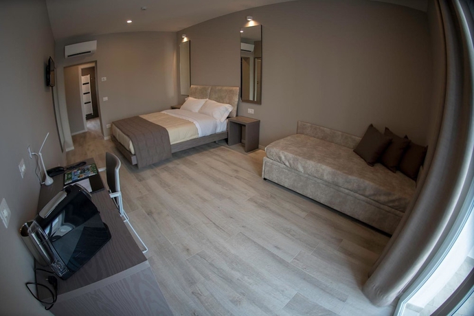 Imagen de la habitación del Hotel Aurora, Peschiera del Garda. Foto 4