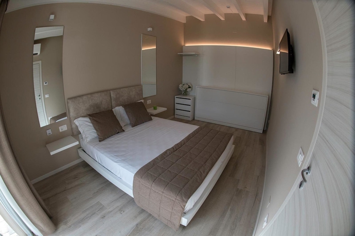 Imagen de la habitación del Hotel Aurora, Peschiera del Garda. Foto 7