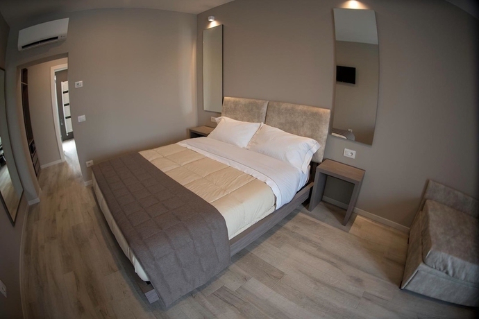 Imagen de la habitación del Hotel Aurora, Peschiera del Garda. Foto 12