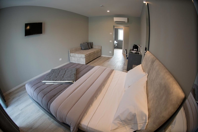 Imagen de la habitación del Hotel Aurora, Peschiera del Garda. Foto 16