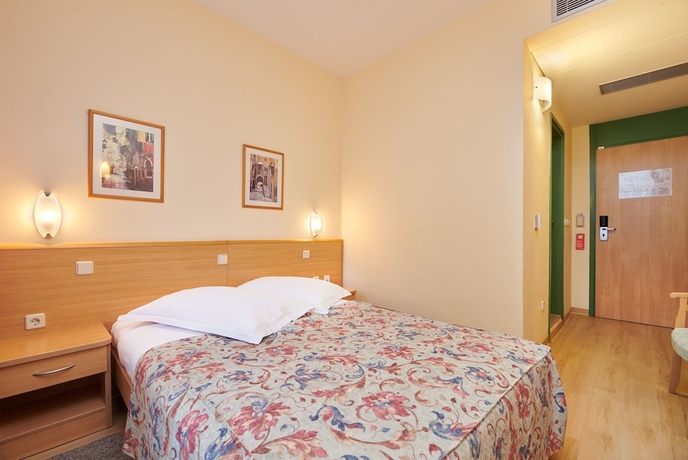 Imagen de la habitación del Hotel Aurora Plava Laguna. Foto 2
