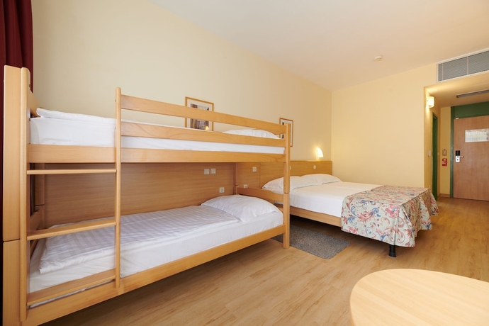 Imagen de la habitación del Hotel Aurora Plava Laguna. Foto 11
