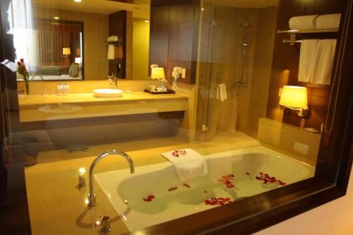 Imagen general del Hotel Aurora Plaza. Foto 4