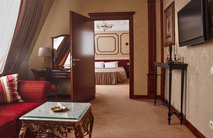 Imagen de los exteriores del Hotel Aurora Premier. Foto 13