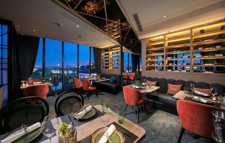 Imagen del bar/restaurante del Hotel Aurora Premium - A Lifestyle. Foto 8