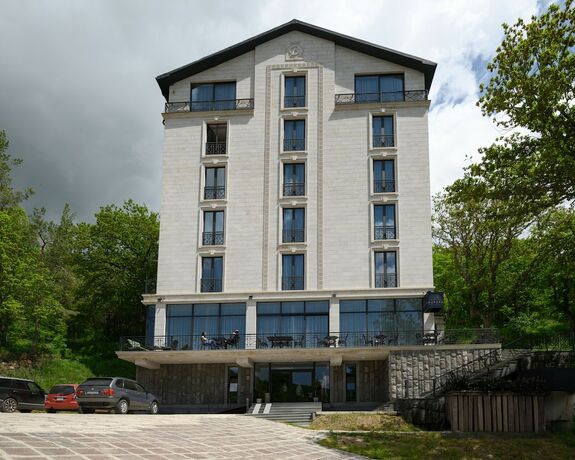Imagen general del Hotel Aurora Resort Tsaghkadzor, By One. Foto 16