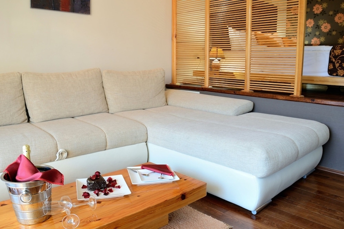 Imagen de la habitación del Hotel Aurora Resort and Spa. Foto 6