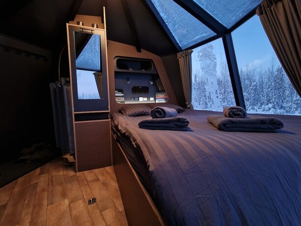 Imagen general del Hotel Aurora RiverCamp Glass Igloos and Cabins. Foto 8