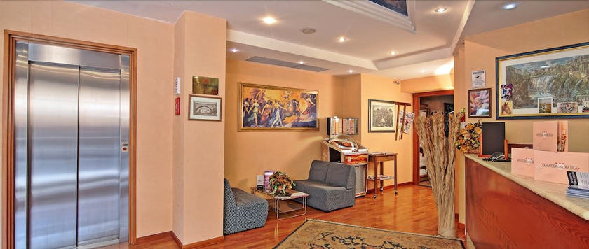 Imagen de los interiores del Hotel Aurora, Roma. Foto 16