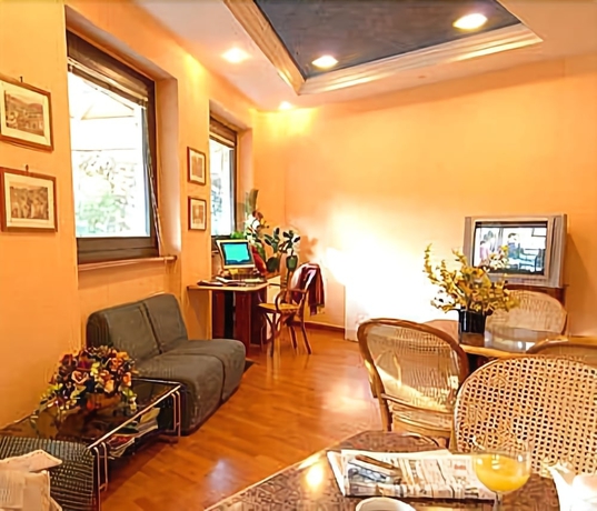 Imagen de los interiores del Hotel Aurora, Roma. Foto 18