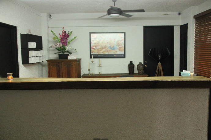 Imagen de los interiores del Hotel Aurora Suites. Foto 6