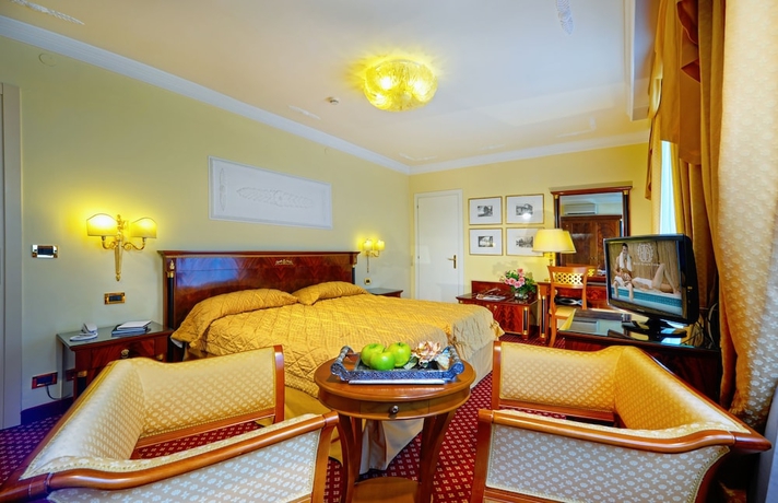 Imagen de la habitación del Hotel Aurora Terme. Foto 3