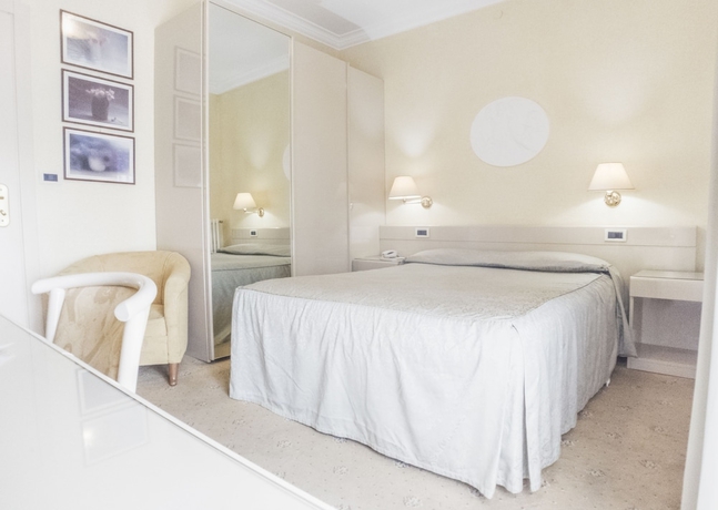 Imagen de la habitación del Hotel Aurora Terme. Foto 16