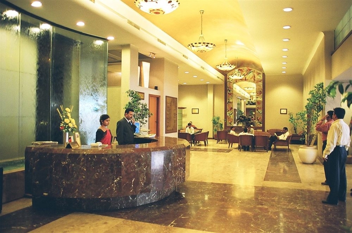 Imagen de los interiores del Hotel Aurora Towers. Foto 12