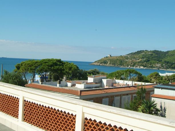 Imagen de los exteriores del Hotel Aurora, Tremensuoli. Foto 13