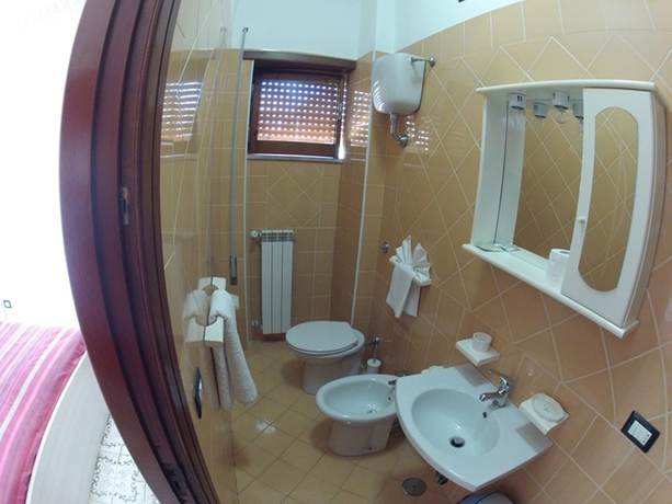 Imagen de la habitación del Hotel Aurora, Tremensuoli. Foto 7