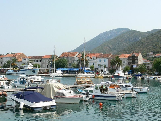 Imagen general del Hotel Aurora, Trpanj. Foto 13