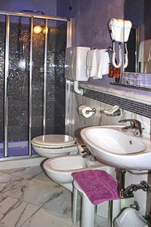 Imagen de la habitación del Hotel Aurora, Verona. Foto 15