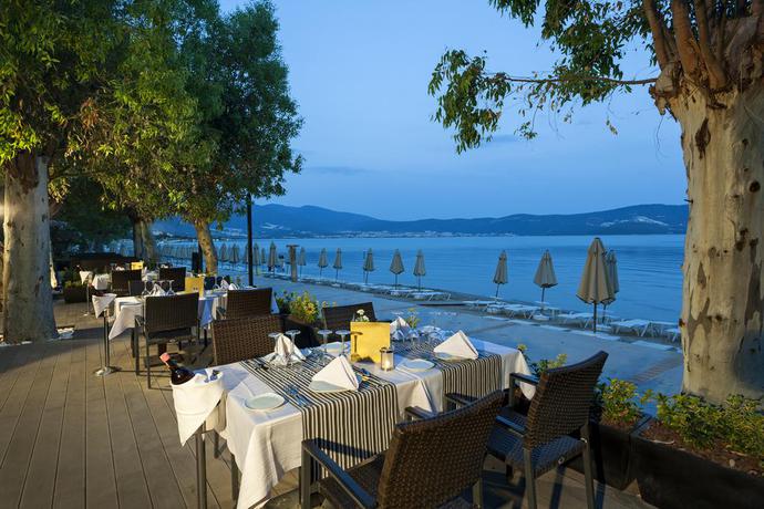 Imagen del bar/restaurante del Hotel Aurum Didyma Spa and Beach. Foto 3