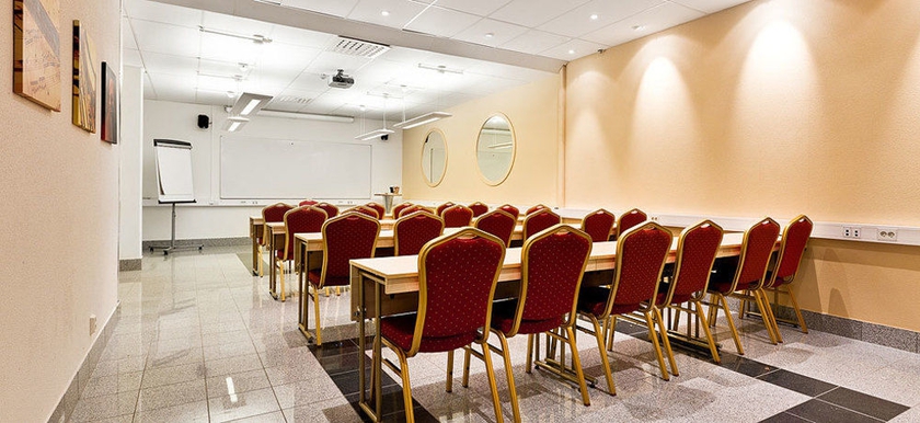 Imagen de los interiores del Hotel Aurum. Foto 9