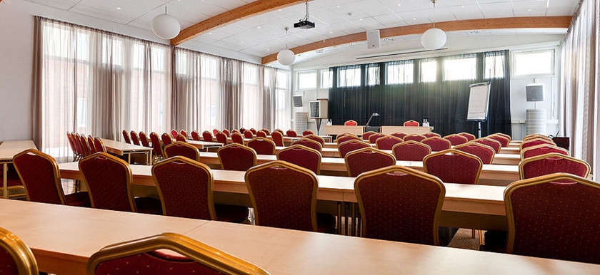 Imagen de los interiores del Hotel Aurum. Foto 13