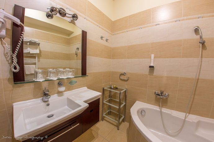 Imagen de la habitación del Hotel Aurum, Hajduszoboszlo. Foto 3