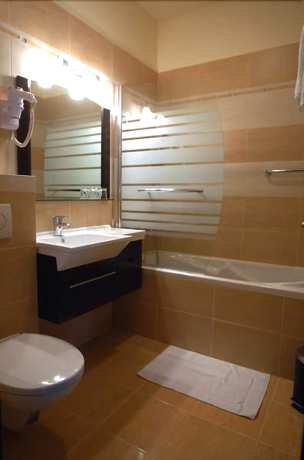 Imagen de la habitación del Hotel Aurum, Hajduszoboszlo. Foto 10